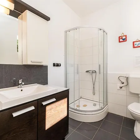 Iva Appartement Veli Iž