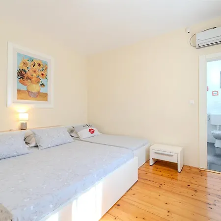 Appartamento Iva Mali Iž